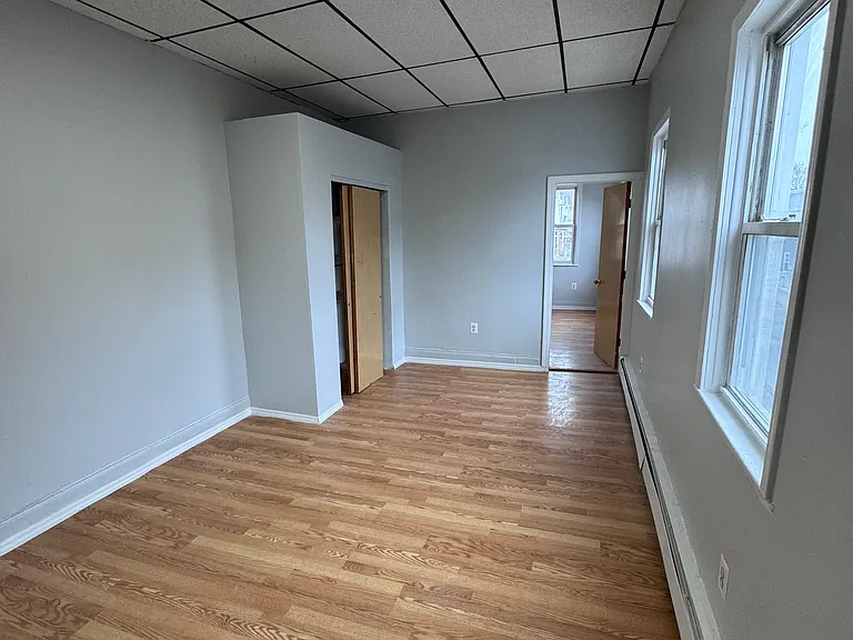 447 Avenue C #3R — Photo 5