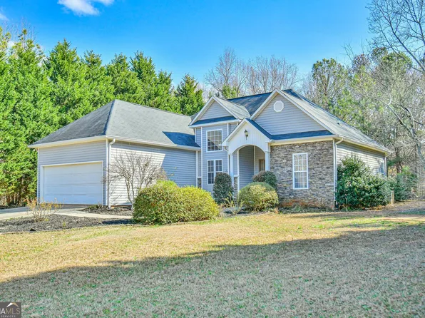 4226 Green Valley Dr, Gainesville, GA 30506