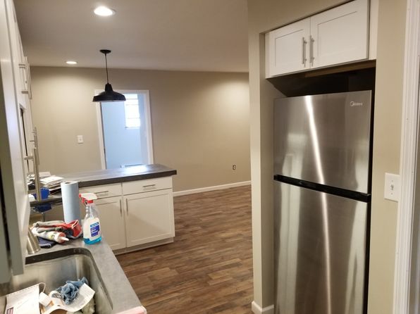 601 Philo St APT C