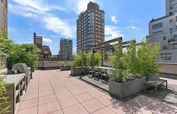 Rented by Oxford Property Group | media 29