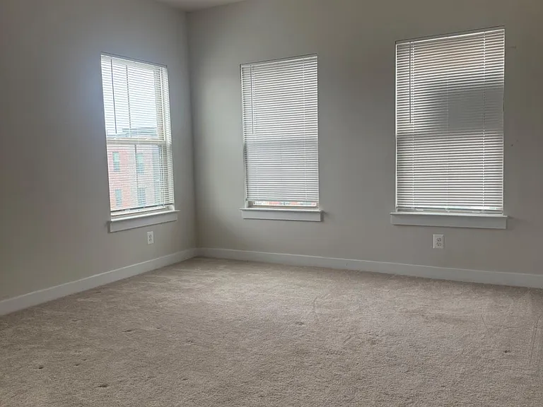 10010 Ruffian Way #R — Photo 28
