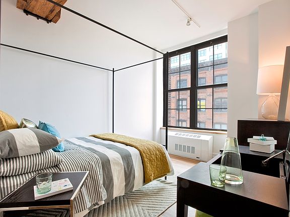 4th image of 25 Washington St APT 3A