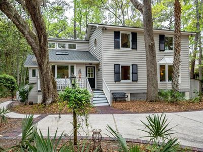597 Oyster Rake Dr, Kiawah Island, SC 29455