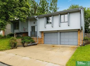 14435 Weir Cir, Omaha, NE 68137