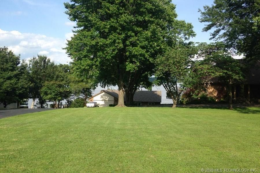 1st image of 21001705 E Elmwood Ln