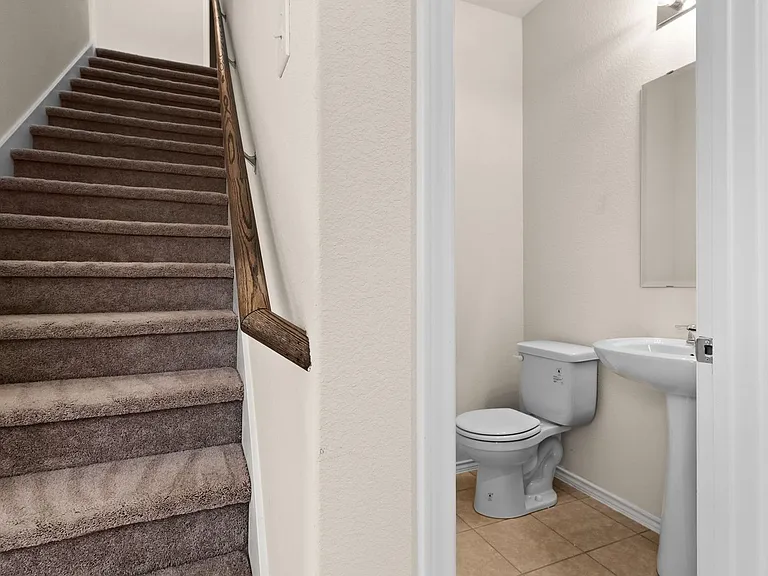 169 Katie Elder Dr — Photo 2