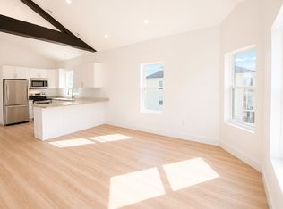 275 Shrewsbury St #3, Worcester, MA 01604