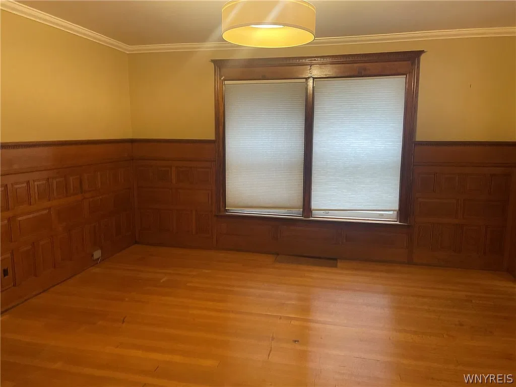 382 Elmwood Ave — Photo 4