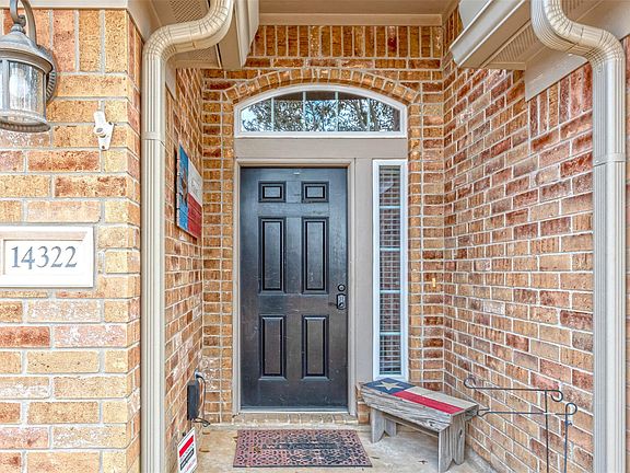 3rd image of 14322 W Oblong Cir