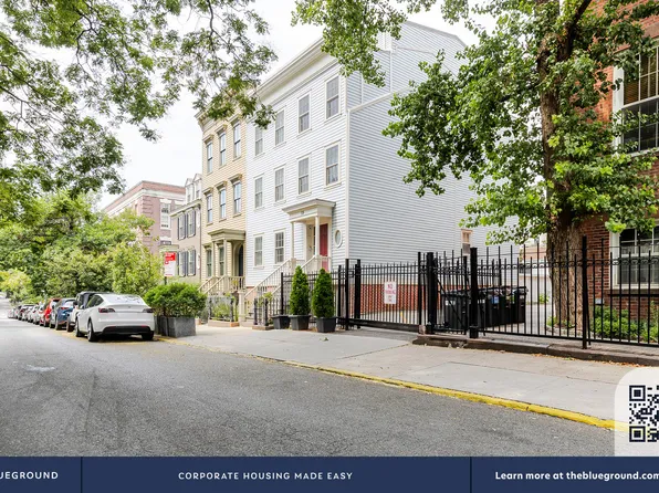 70 Middagh Street image 21 of 22