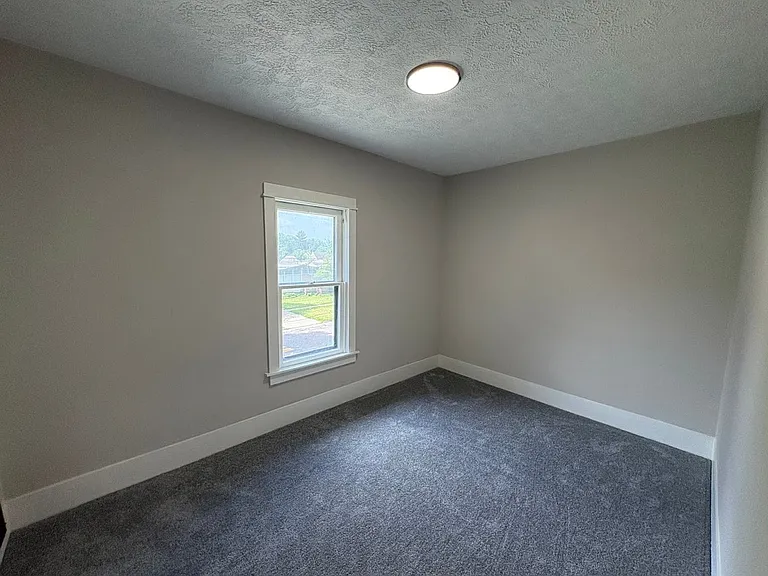 941 Carnegie Ave — Photo 20
