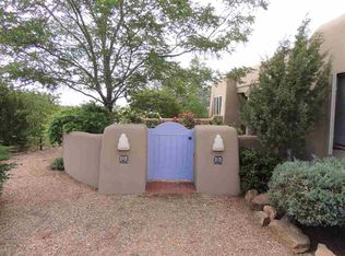 6 Estambre Pl, Santa Fe, NM 87508