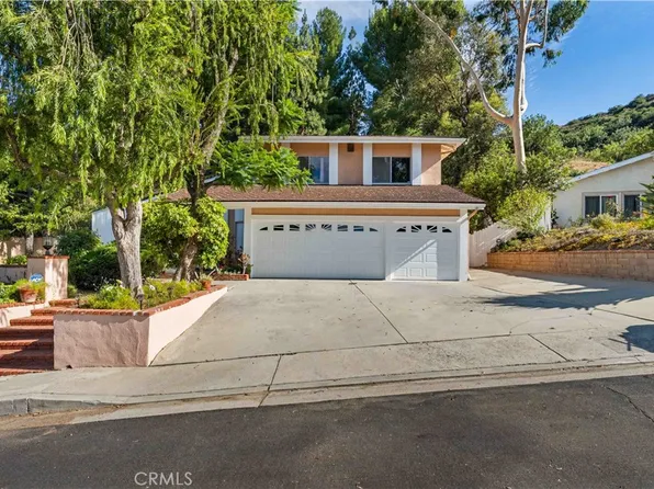 19932 Turnberry Dr, Tarzana, CA 91356
