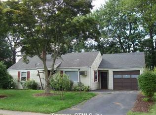 234 Woodycrest Dr, East Hartford, CT 06118