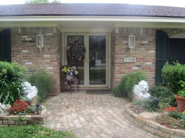 2708 Merriman St, Port Neches, TX 77651