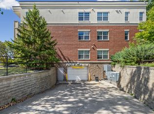 1505 5th St N APT 307, Hopkins, MN 55305