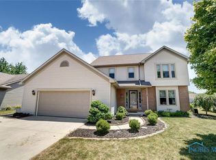 1507 Misty Oaks Dr, Findlay, OH 45840