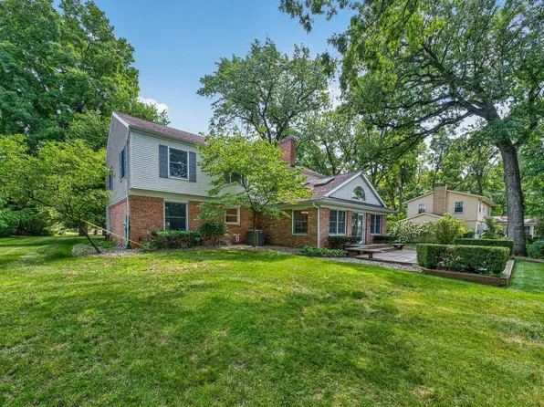 56039 Rio Lindo Dr, Elkhart, IN 46514