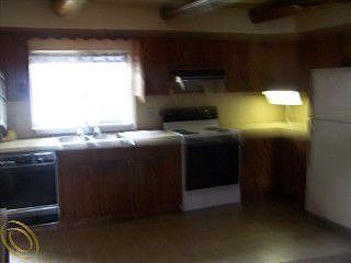 5th image of 5385 Pointe Dr