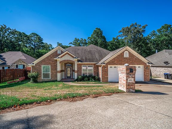 2nd image of 2902 Sandalstone Pl