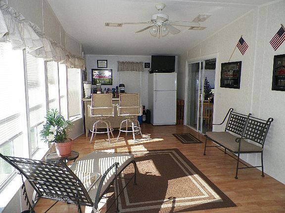 3rd image of 7930 Istokpoga St