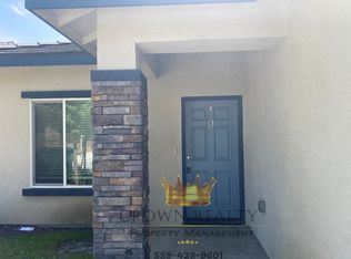 572 N 4th St #B, Porterville, CA 93257