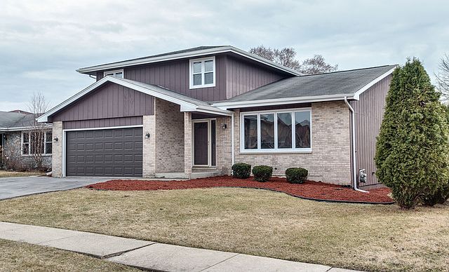 1st image of 4159 Cambridge Cir