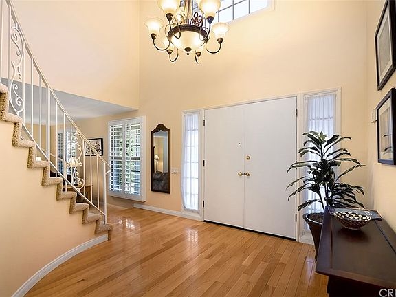 4th image of 6777 Daryn Dr