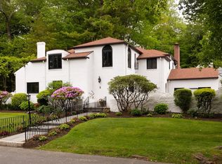 5 Southwick Rd, Newton, MA 02468