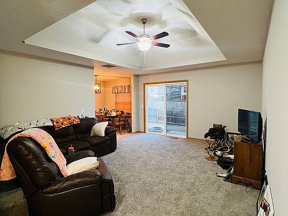 3rd image of 421 W White Ash Rd