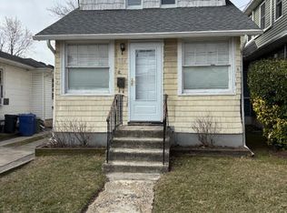 184 Wiman Ave, Staten Island, NY 10308