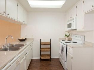 340 W Duarte Rd #26090B46D, Monrovia, CA 91016