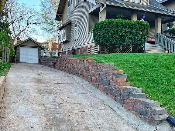4-car length driveway and detached garage