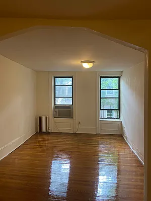 Rented by Aimee Grodanz, LREB | media 14