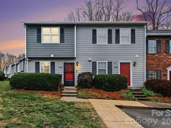 6042 Heath Valley Rd, Charlotte, NC 28210
