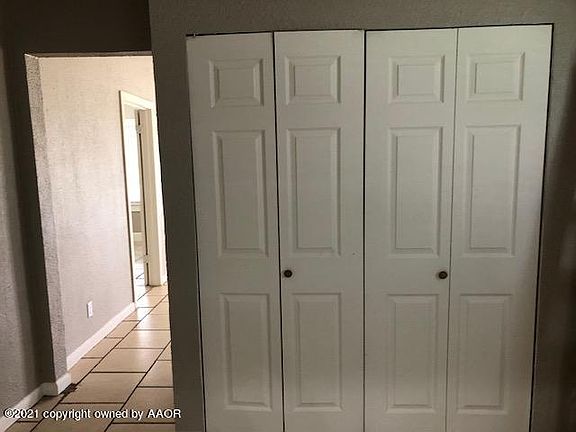 5th image of 301 S Louisiana St