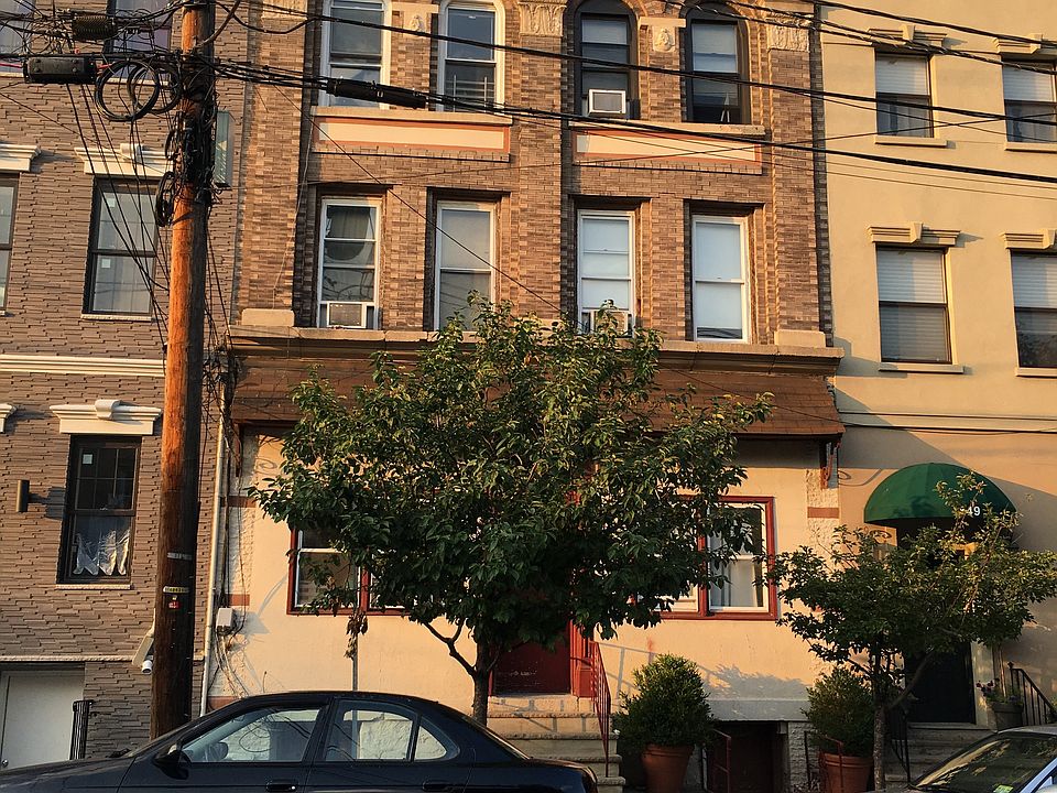 1st image of 251 Walker St APT 5