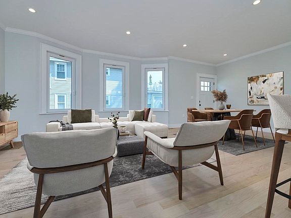 3rd image of 66 Farquhar St #A