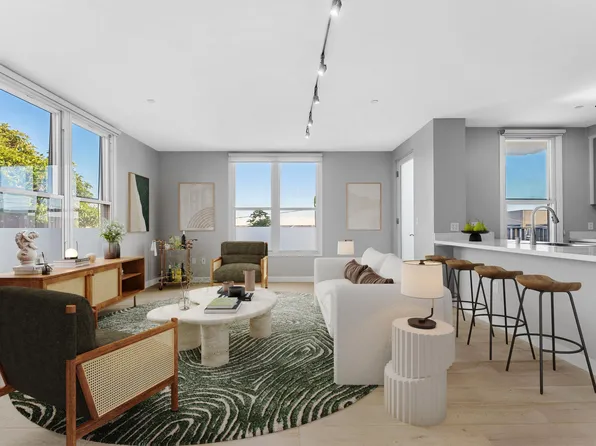 5900 3rd St Unit 2209, San Francisco, CA 94124