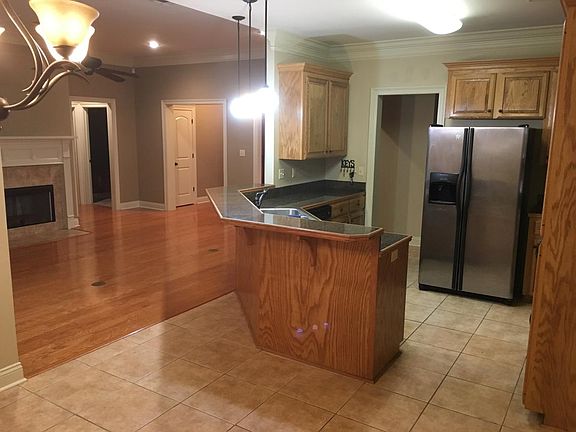 Eat in Kitchen