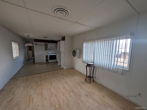 5th image of 5051 N Virginia St #S24
