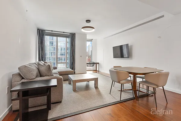 Rented by Elegran | media 1