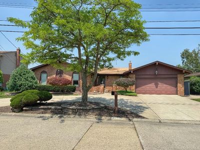 29471 N Seaway Ct, Harrison Township, MI, 48045