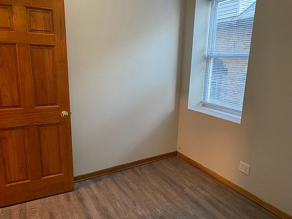 2nd image of 1839 S California Ave #1