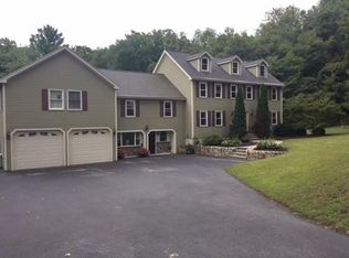 204 Hartford Ave W, Uxbridge, MA 01569