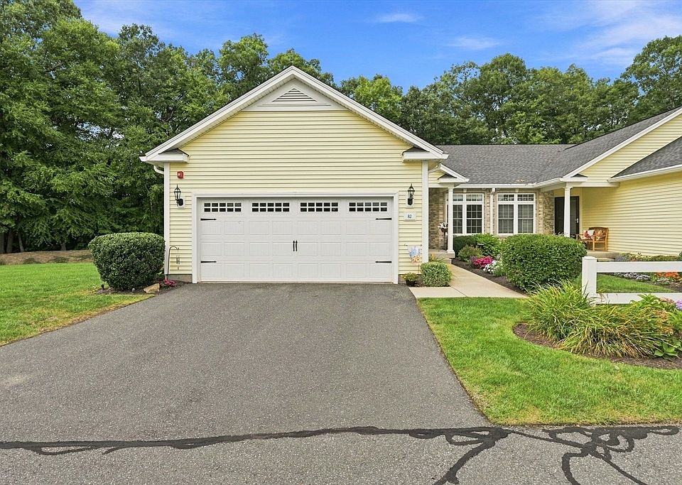 1st image of 82 Beech Hill Rd #82