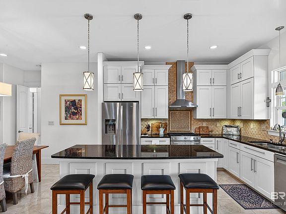 4th image of 26365 Martinique Cir