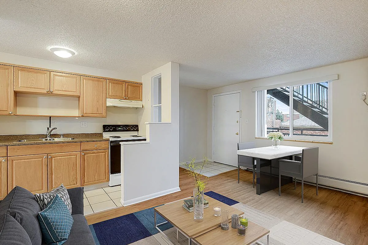 Washington Apartments — Photo 3