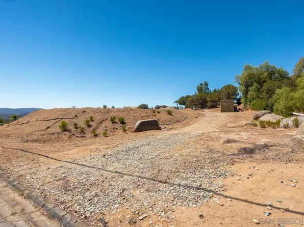 2824 Via Asoleado, Alpine, CA 91901
