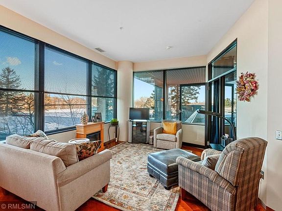 5th image of 5601 Smetana Dr Unit 218